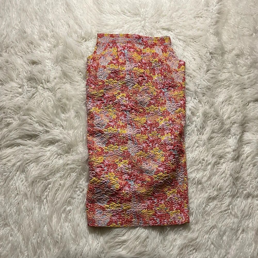 NWT Lulu’s Ellarina‎ Pink Multi Metallic Skirt - Picture 2 of 5